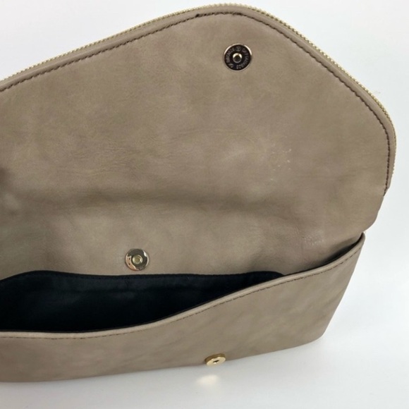 SOLE SOCIETY Tami Fur Clutch NWOT - Picture 8 of 14